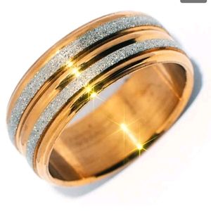 New two tone band ring